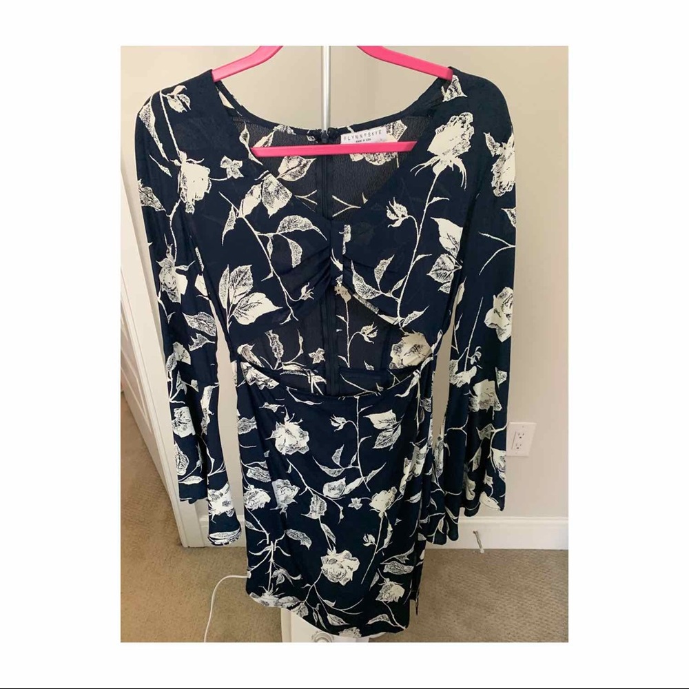 Planetblue blue floral midi dress!